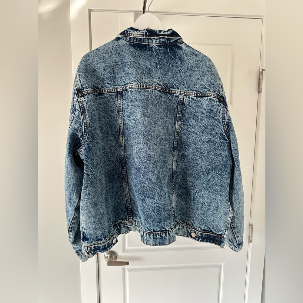 Jean jacket - Picture 2 of 3
